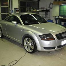 Audi TT 1,8 T 180 hk
