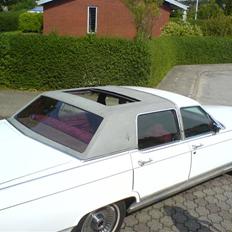 Amerikaner Ford Lincoln TownCarSOLGT