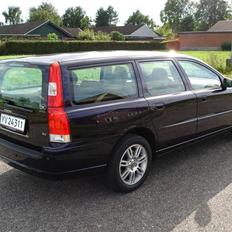 Volvo V70 2,4 