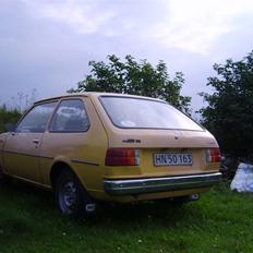 Mazda 323 Fa (Bananen)