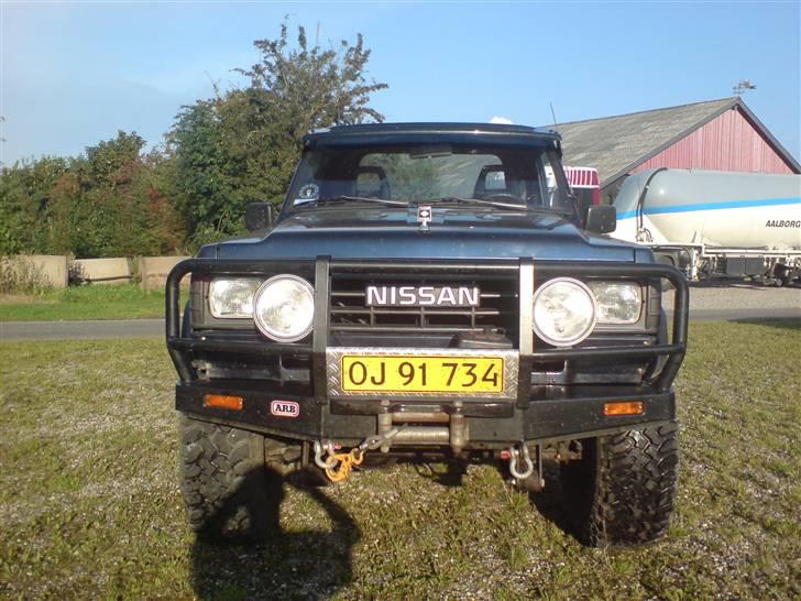 Nissan patrol  den er solgt - jeg fik 2 spil med i bytte, den ene på m12000w trækker med 6,5 tons. det der sidder på.. det andet har jeg tænkt mig at sætte på bagi, når vi skal til rømø.. ;0) billede 5