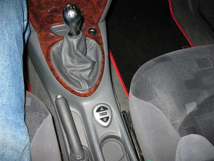 Citroën C5 Prestige 2,0i 16V - Gear-stang og Hydralik-indstilling billede 2