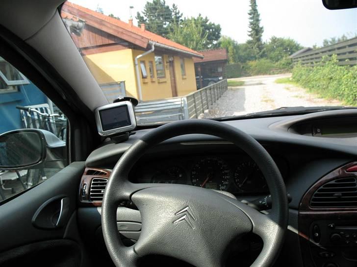 Citroën C5 Prestige 2,0i 16V - Navigation - Tomtom Go 700 billede 5