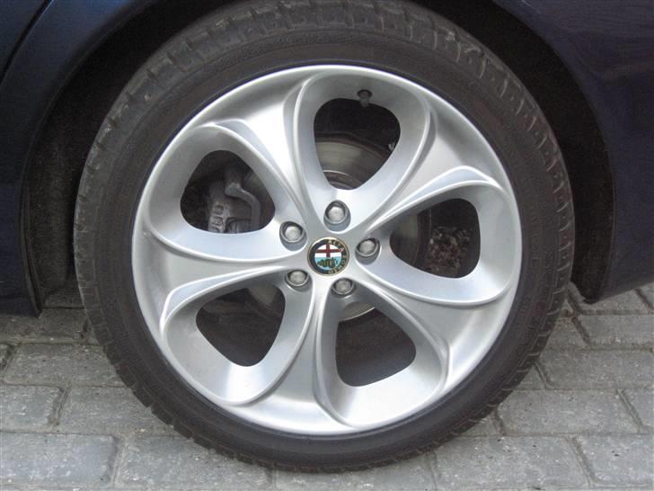 Alfa Romeo 156 2,0 TS (Solgt) - Fede fælge billede 2