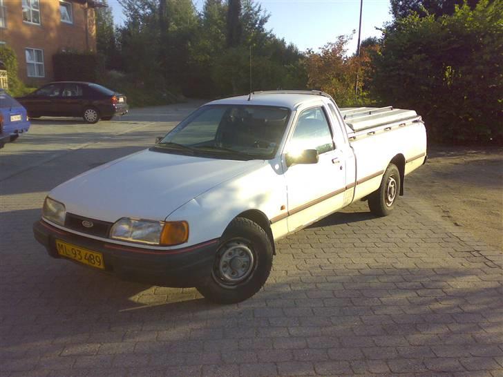 Ford Sierra 2,0 P100 [DØD] - Fed øse...hehe billede 1