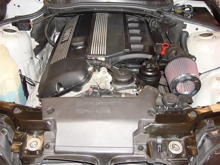 BMW 323 sedan e46 billede 3