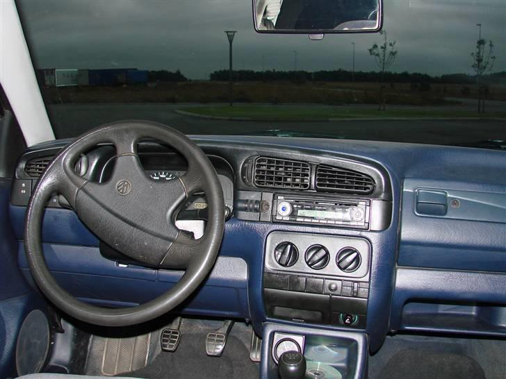 VW Vento TDI GLX billede 14