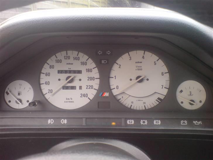 BMW E 30 325i ** Solgt** billede 11