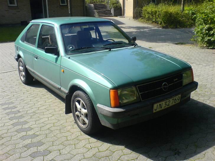 Opel Kadettilac D SOLGT billede 3