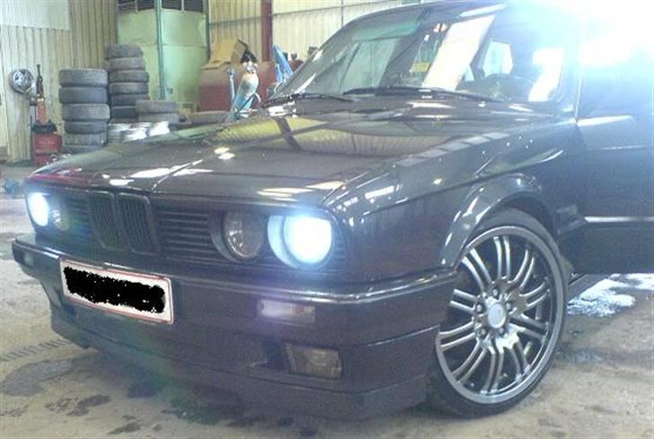 BMW 320I Touring ( SOLGT )  - Xenon er altså sagen. billede 12