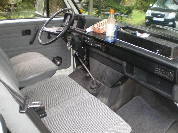 VW Transporter Camper - Cokpittet billede 4