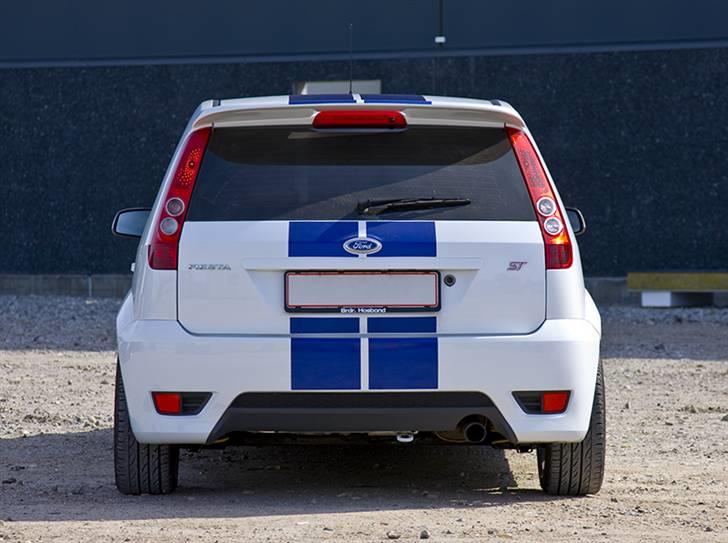 Ford Fiesta ST [SOLGT] - Lidt lavere, og så er baghjulene kommet 12,5mm længere ud :) billede 12