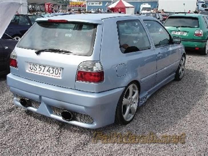VW Golf 1.8 GL - billedet er taget af Faltdach.net billede 8