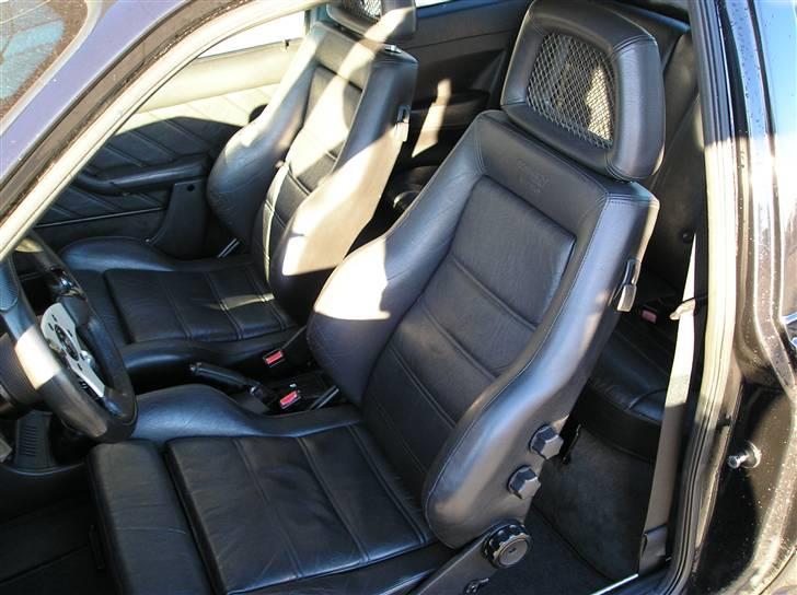 Opel Kadett E GSi 16v Solgt - Recaro læder kabine til bilen. Det er lækkert billede 15