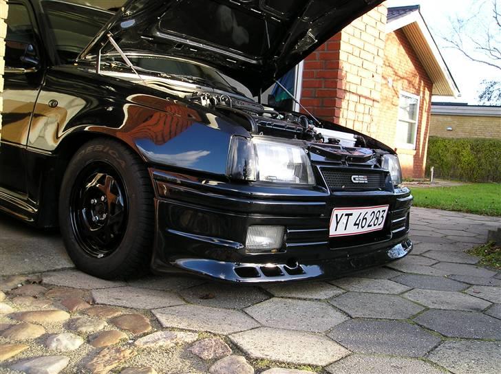 Opel Kadett E GSi 16v Solgt - Vinter klar.. men Org GSi stålfælge billede 17