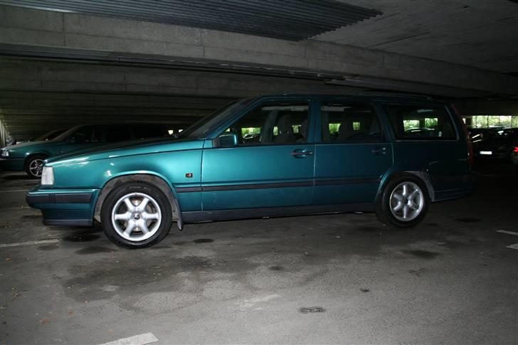 Volvo 850 GLE st. car *RIP* - Her er bilens "seng" billede 2