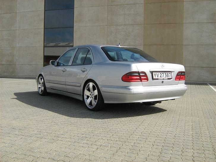 Mercedes Benz E320 CDI AVANTGARDE  billede 3