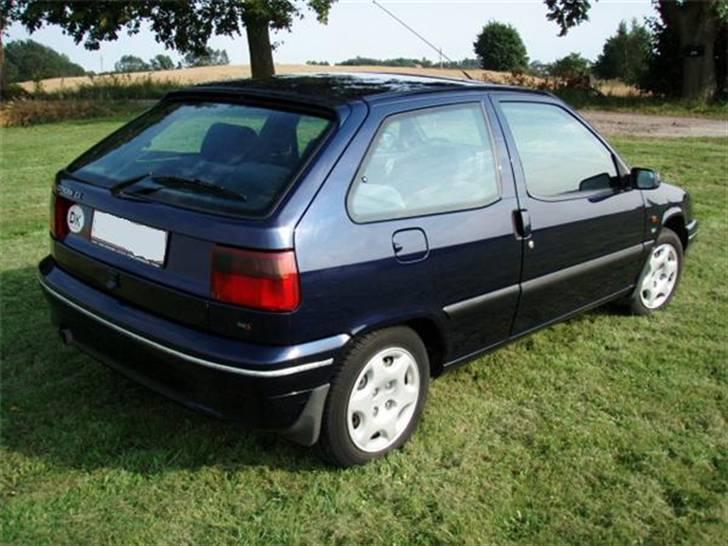 Citroën ZX 1,6i 3d. *SOLGT* billede 2