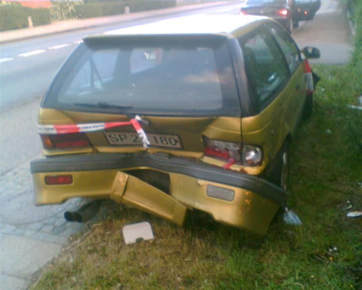 Mitsubishi Colt (Smadret) - Taget med mobilen! billede 9