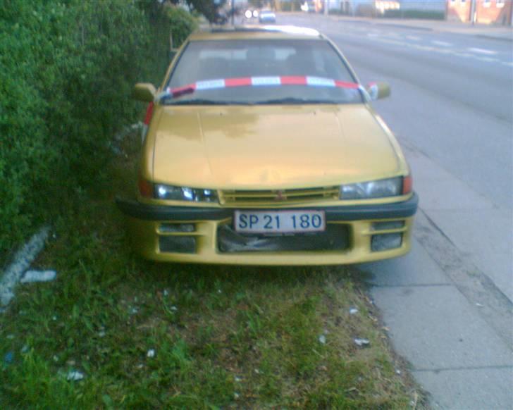 Mitsubishi Colt (Smadret) - Taget med mobilen! billede 10