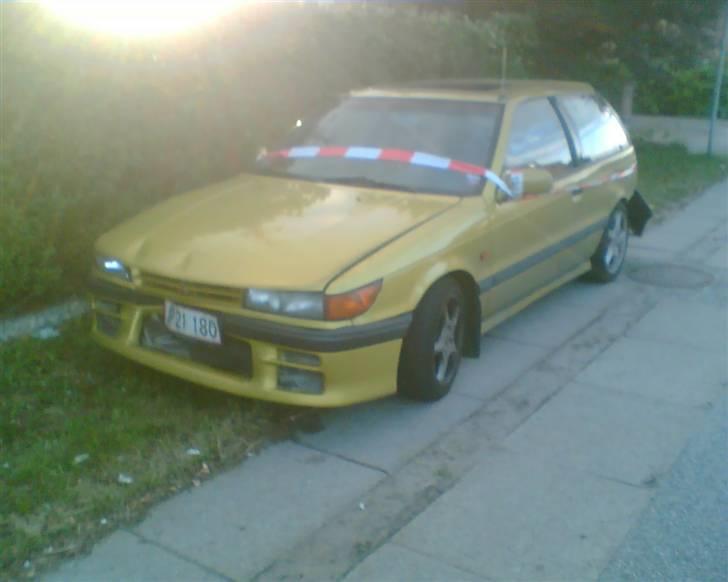 Mitsubishi Colt (Smadret) - Taget med mobilen! billede 11