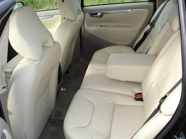 Volvo V70 2,4  billede 3