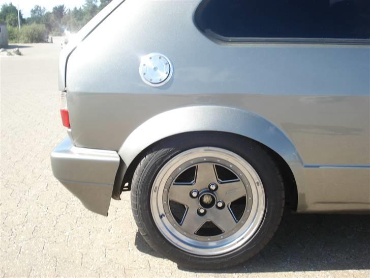VW golf 1 - Zender fælge fra 1984. renoveret poleret og malet. billede 7