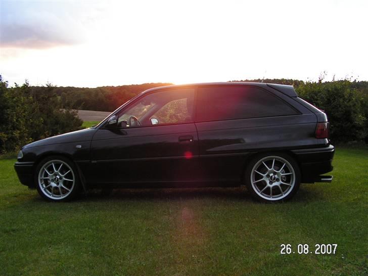 Opel Astra GSI (solgt) billede 9