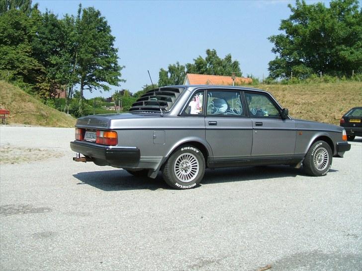 Volvo 240 GLE Injection billede 7