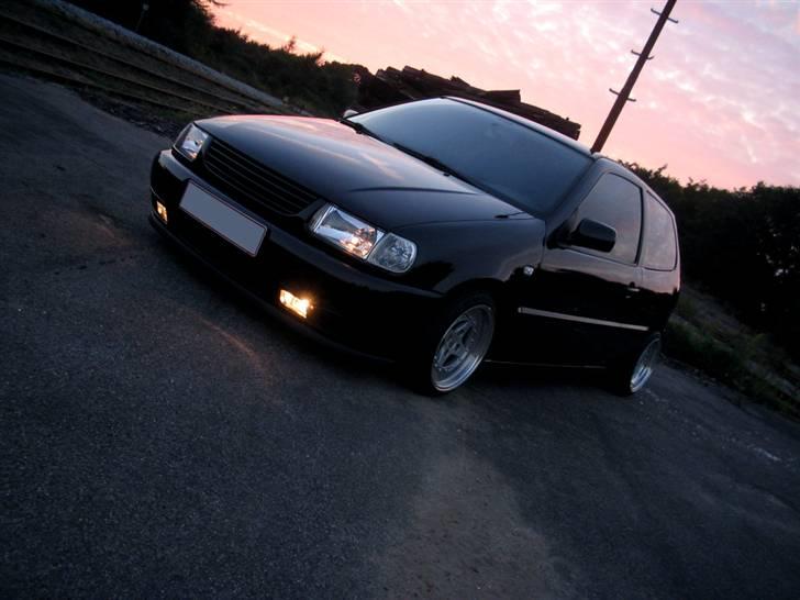 VW Polo 6N "SOLD 19/10-08" - Tief und breit.... NO FUCKIN AIRRIDE. billede 1