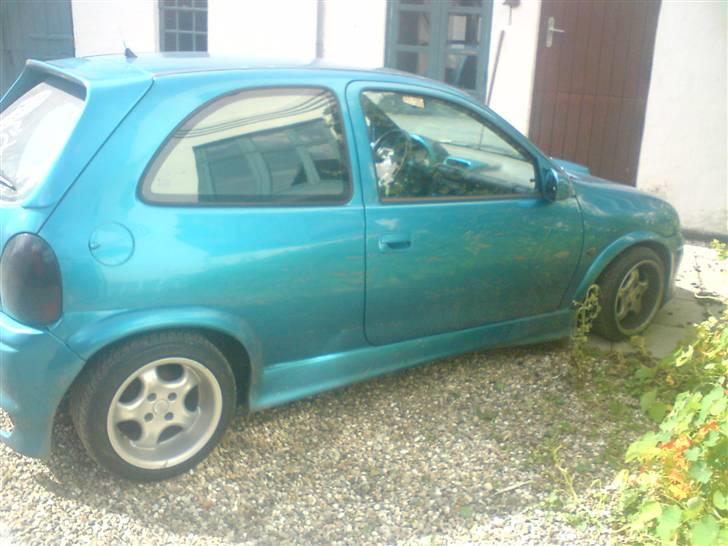 Opel corca b  billede 4