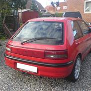 Mazda 323 BG