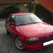 Mazda 323 BG