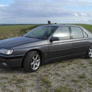 Peugeot 605 SV 3,0 V6 Aut.