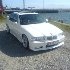 BMW 325i død