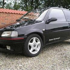 Peugeot 106 rallye  (totalskadet)