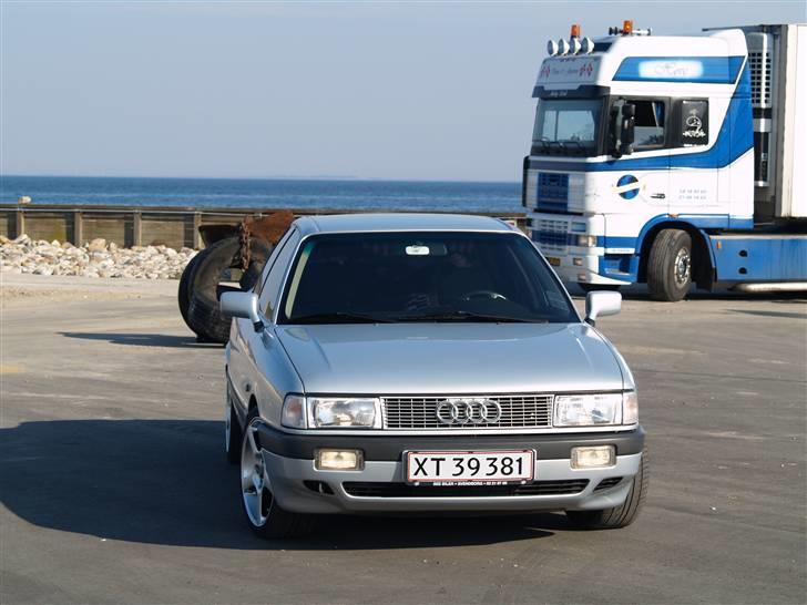 Audi 80 TD Total skadet *RIP* billede 6