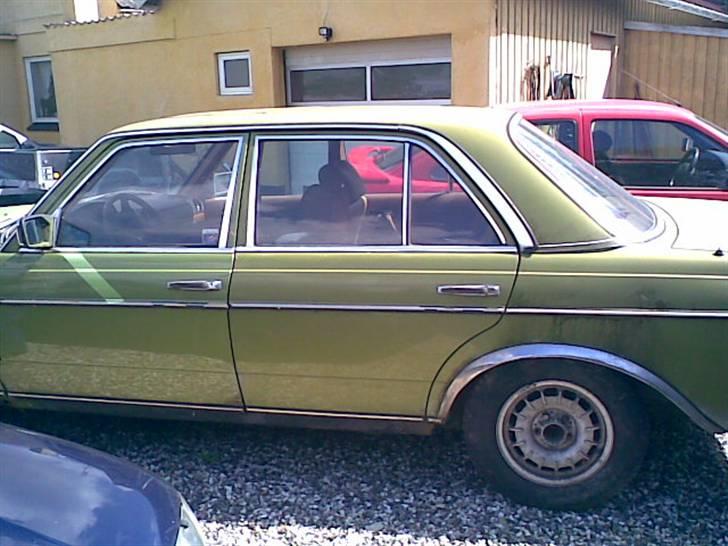 Mercedes Benz 280e w123 (STJÅLET) billede 3