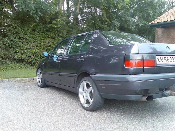 VW Vento 1.8 GL "SOLGT" billede 6