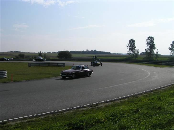 Lotus Super Seven S3 - Her er vi på Ring Djursland med MG og Austin Healy klubben. Rigtig sjov dag :oD  (sommeren 2006) billede 15