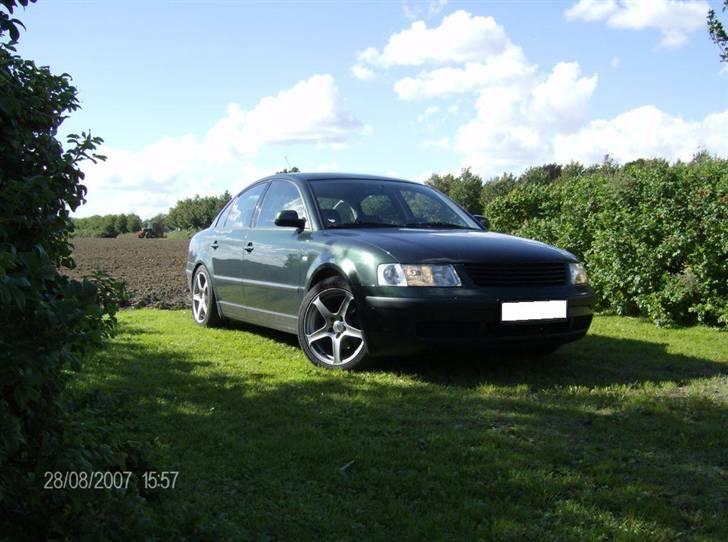 VW Passat 1.8T - **SOLGT** billede 1