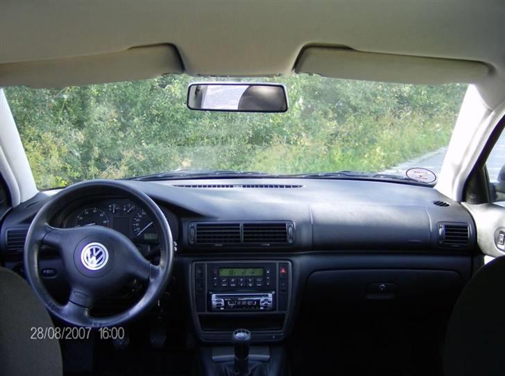 VW Passat 1.8T - **SOLGT** billede 6