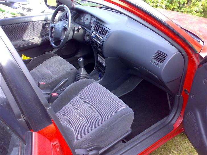 Toyota Corolla GLi Sedan - SOLGT - Dejlig ren og pæn kabine billede 7