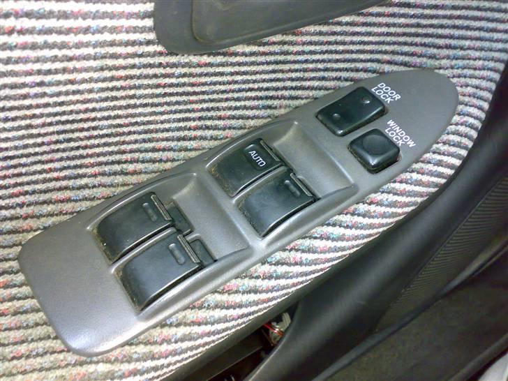 Toyota Corolla GLi Sedan - SOLGT - 4 el-ruder billede 16