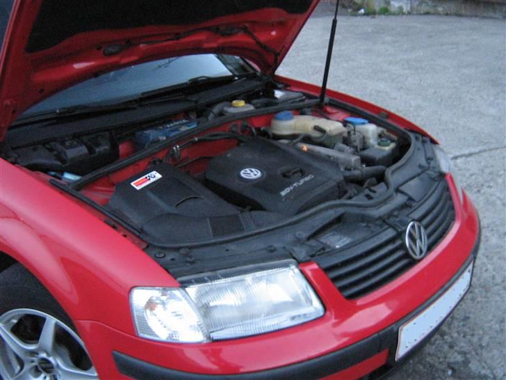 VW Passat 1,8T *SOLGT* billede 11