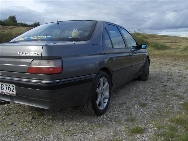 Peugeot 605 SV 3,0 V6 Aut. billede 1