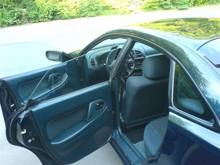 Mazda 323f GT billede 5