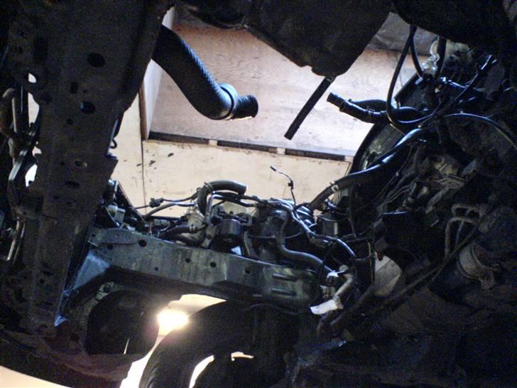 Mazda 323f GT billede 7