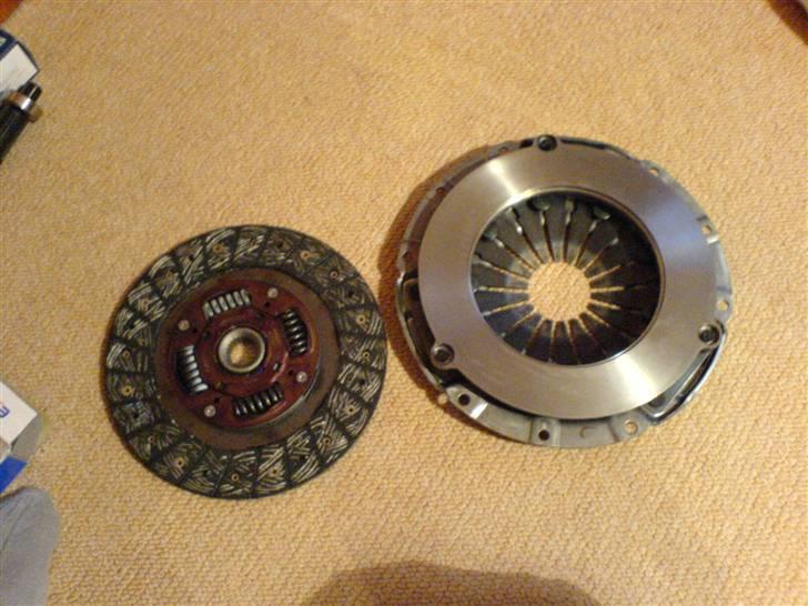 Mazda 323f GT billede 9