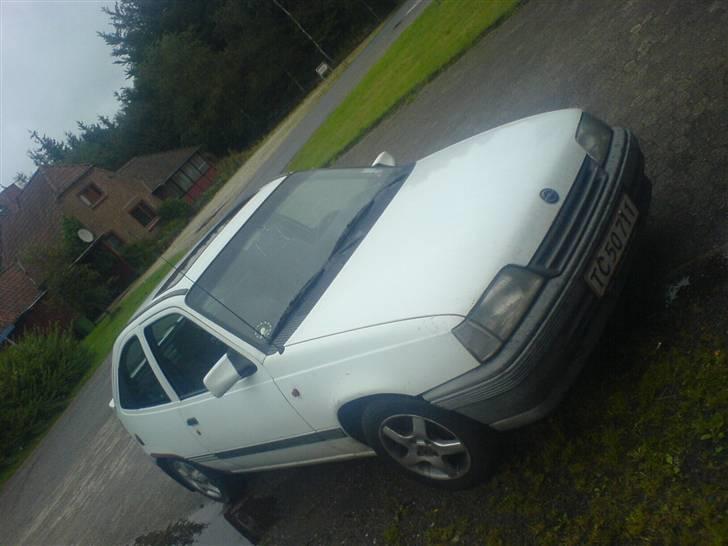 Opel Kadett 1,6i billede 4